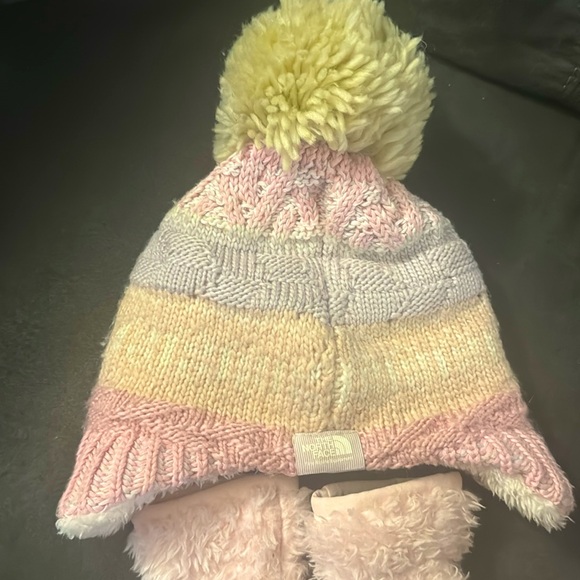 Infant Northface Winter Bundle - Picture 4 of 9